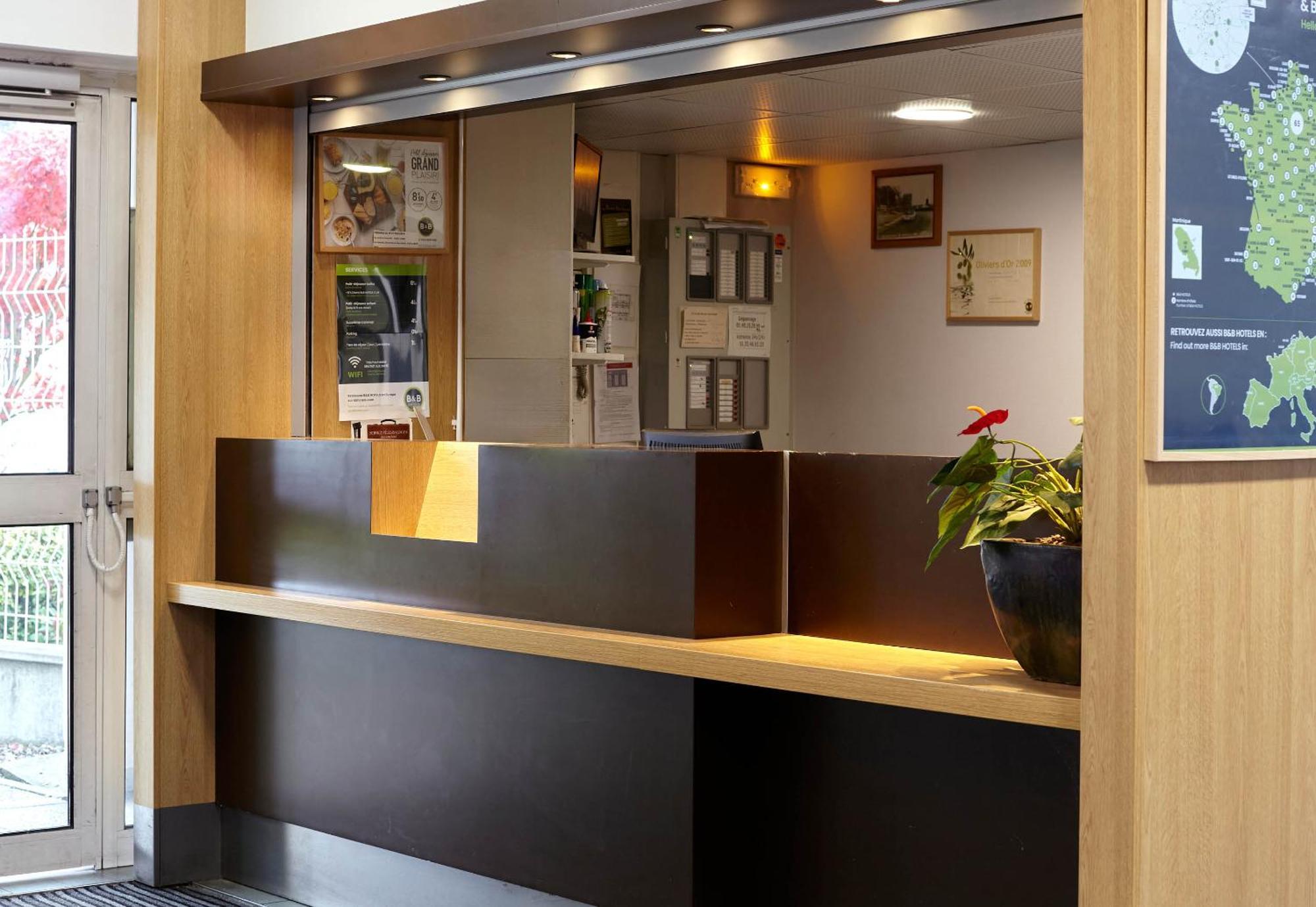 B&B Hotel Orly Chevilly-Larue - Nationale 7 מראה חיצוני תמונה