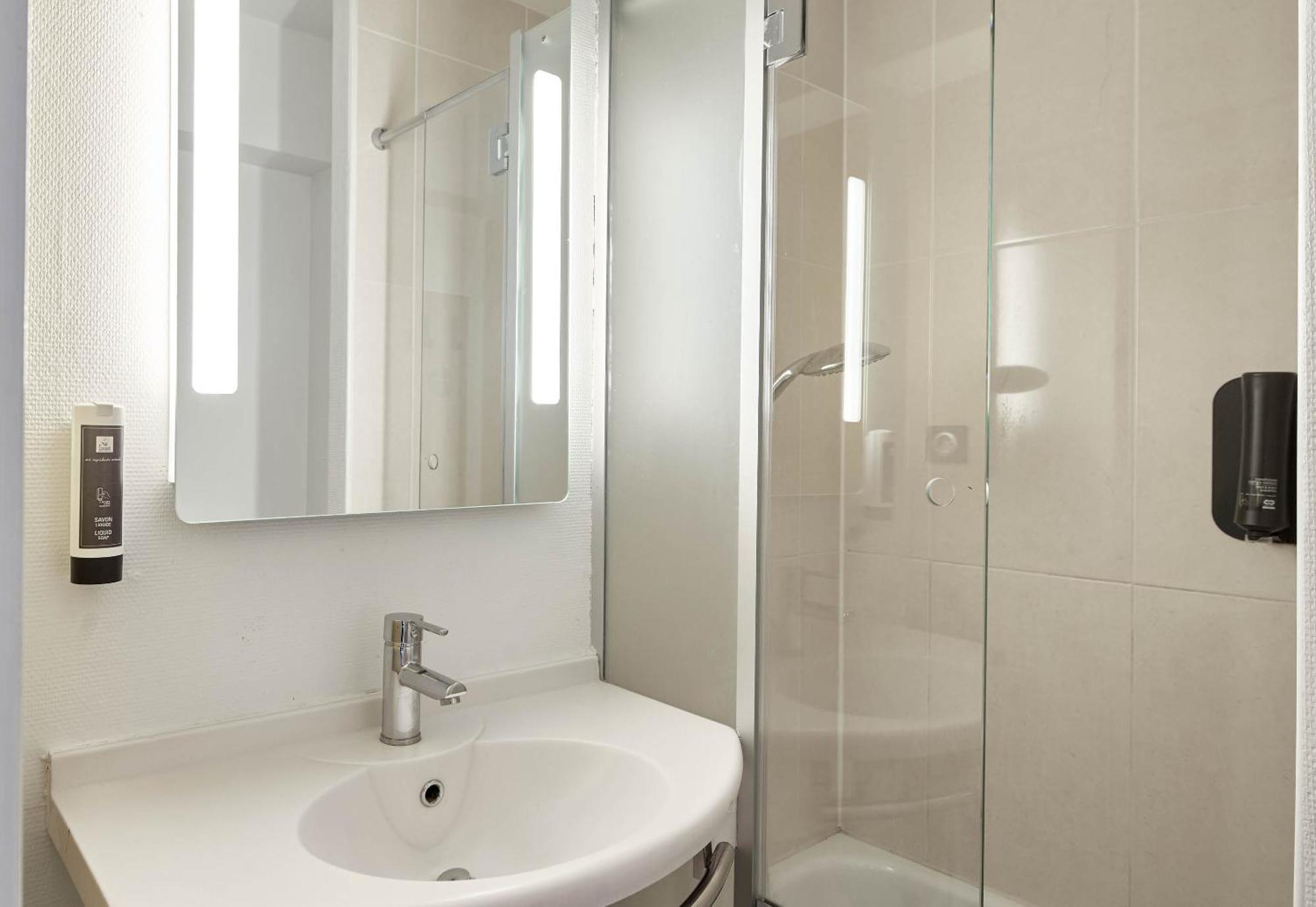 B&B Hotel Orly Chevilly-Larue - Nationale 7 מראה חיצוני תמונה