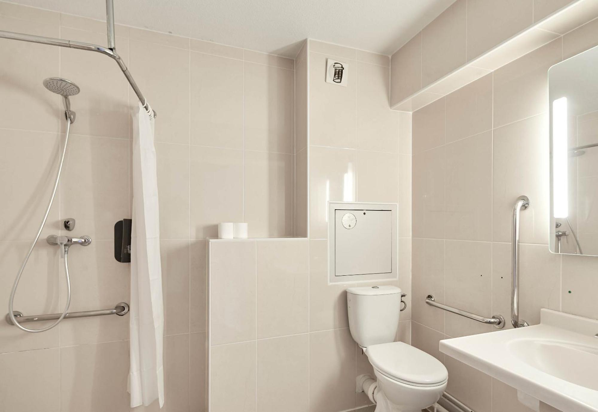 B&B Hotel Orly Chevilly-Larue - Nationale 7 מראה חיצוני תמונה